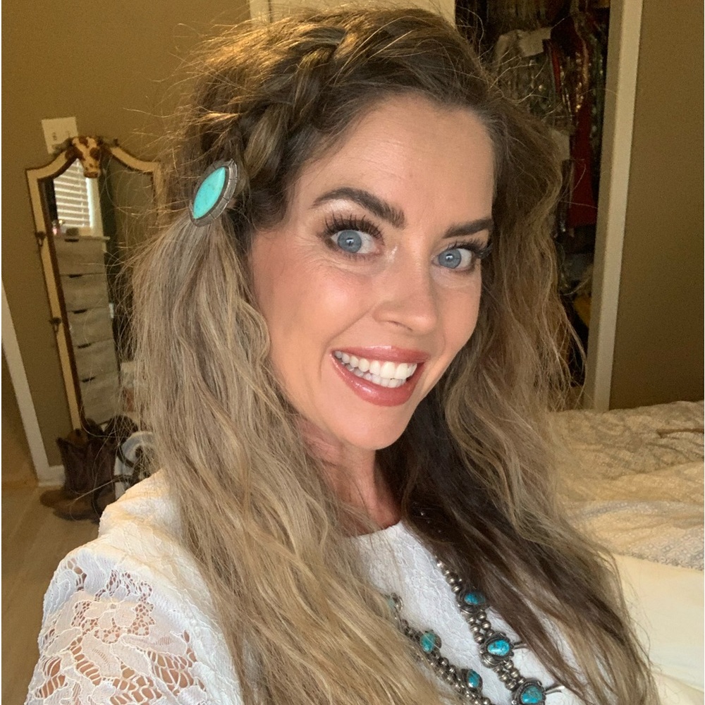 Bundle and save money!!!!! 💵